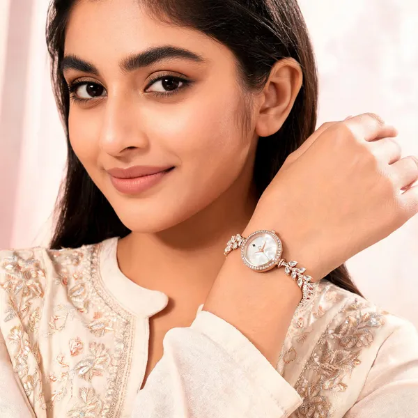 Rose_Gold_Stainless_Steel_Crystal_Bracelet_Watch_For_Women