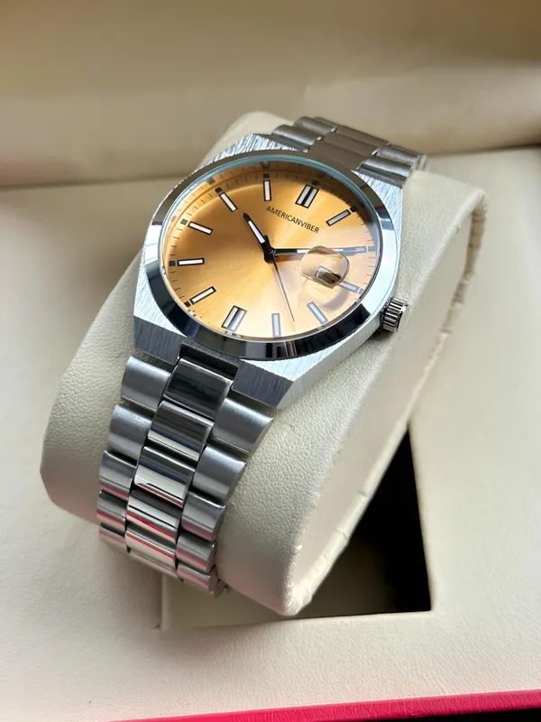 Silver_Metal_Gold_Dial_Analog_Watch_for_Men