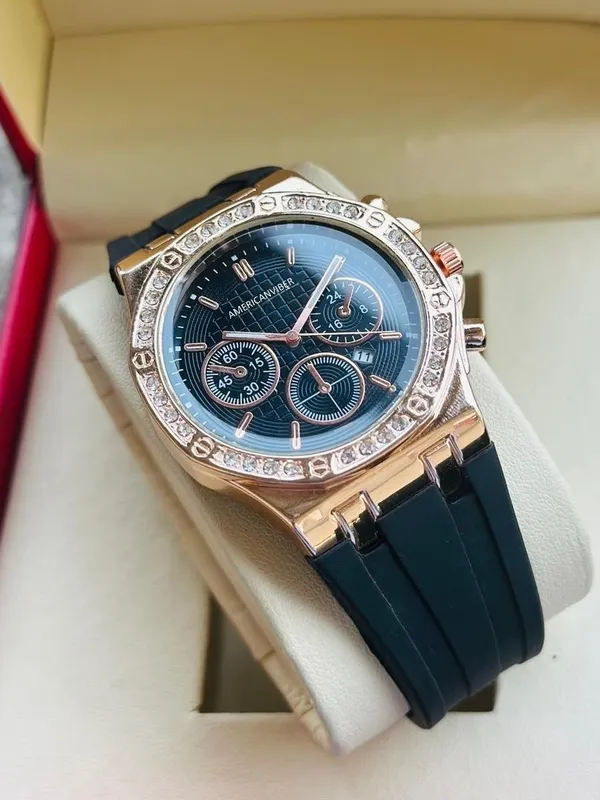 Gold_Tone_Silicone_Chronograph_Watch_for_Men