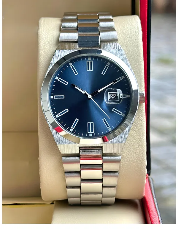 Silver_Metal_Analog_Watch_for_Men