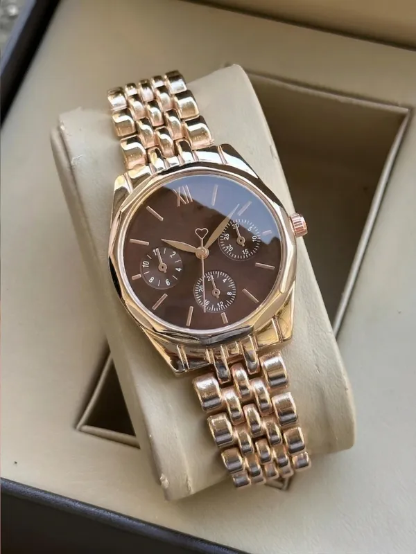 Rose_Gold_Analog_Link_Bracelet_Watch_With_Brown_Dial