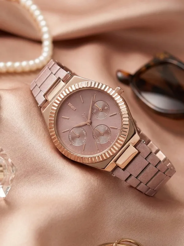 Pink_Metal_Analog_Watch_for_Women