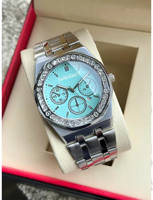 Silver_Metal_Chronograph_Watch_for_Men