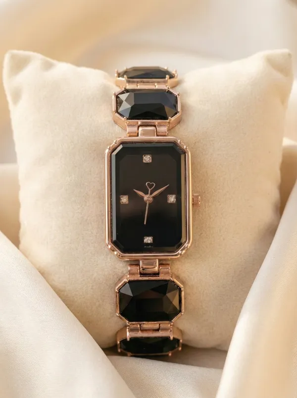 Rose_Gold_Rectangular_Bracelet_Watch_for_Women