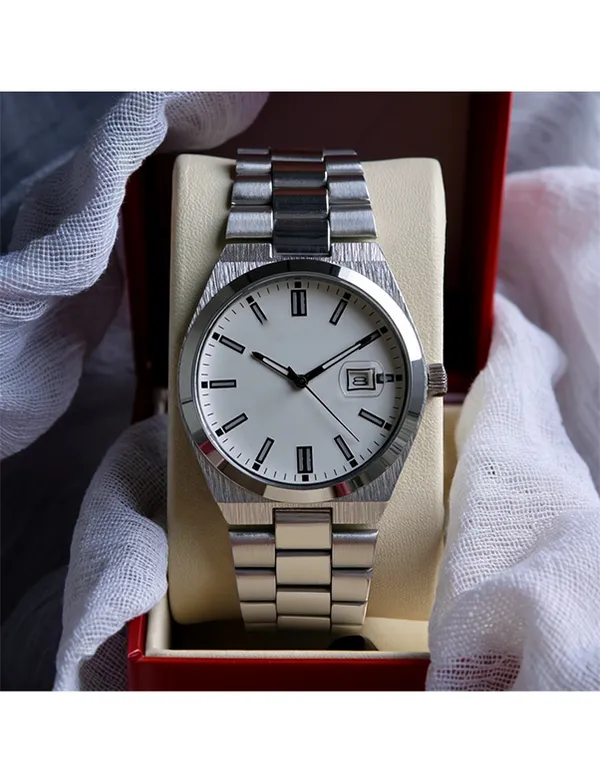 Silver_Metal_Analog_Watch_for_Men