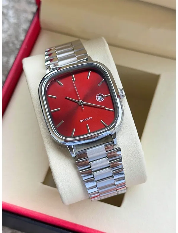 Red_Metal_Bracelet_Quartz_Watch