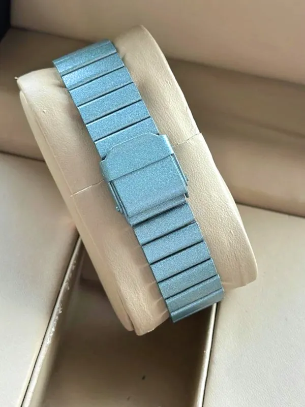 Blue_Metal_Analog_Watch_for_Women