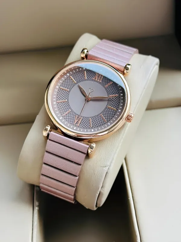 Pink_Metal_Analog_Watch_for_Women