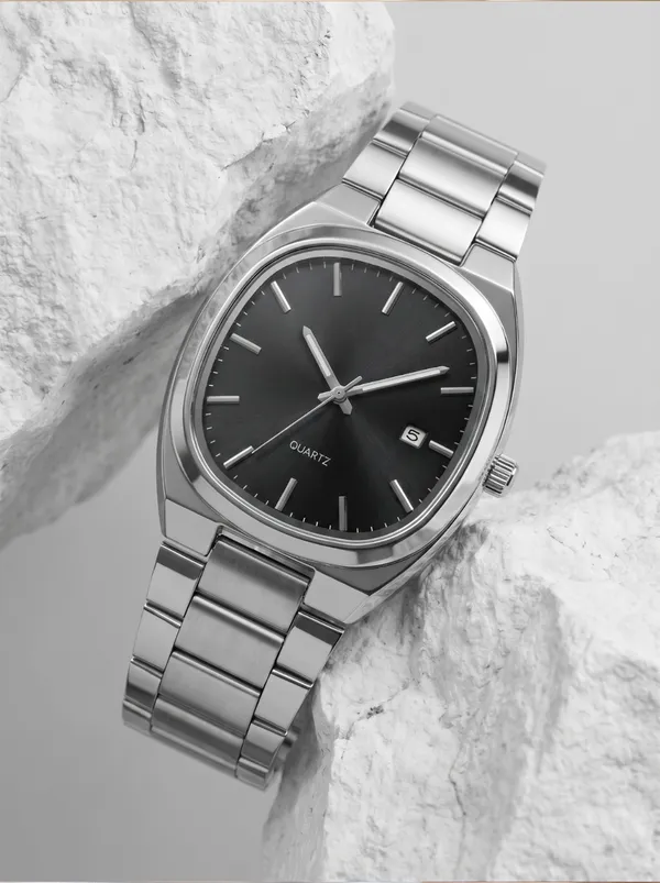 Silver_Metal_Analog_Quartz_Watch_for_Men