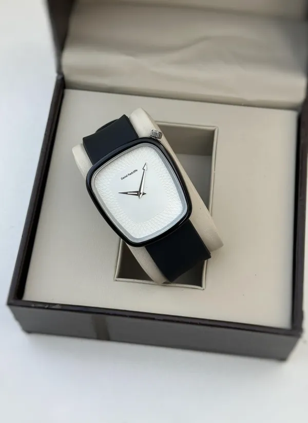 Black_Strap_Analog_Watch_for_Men