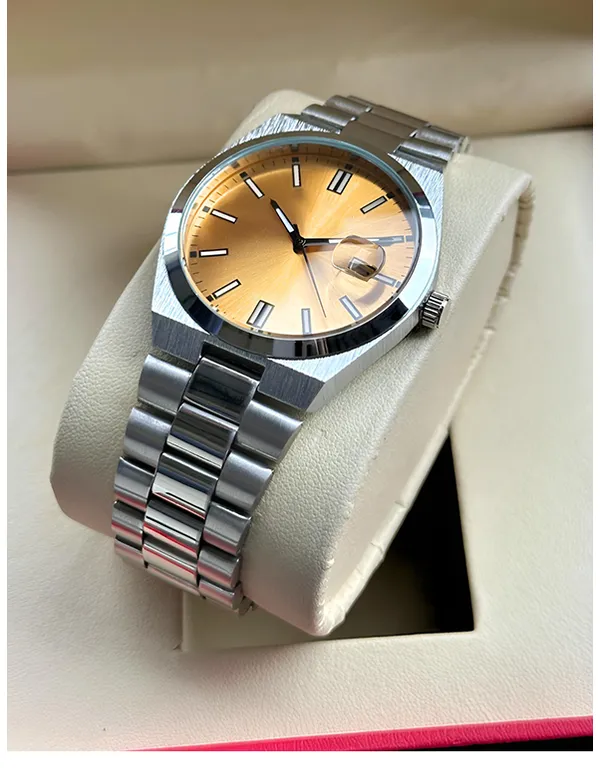 Silver_Metal_Gold_Dial_Analog_Watch_for_Men
