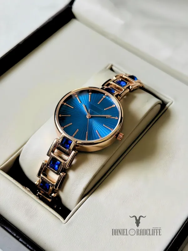 Gold-Tone_Metal_Analog_Watch_for_Women