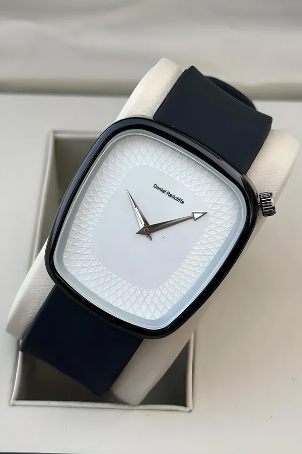 Black_Strap_Analog_Watch_for_Men