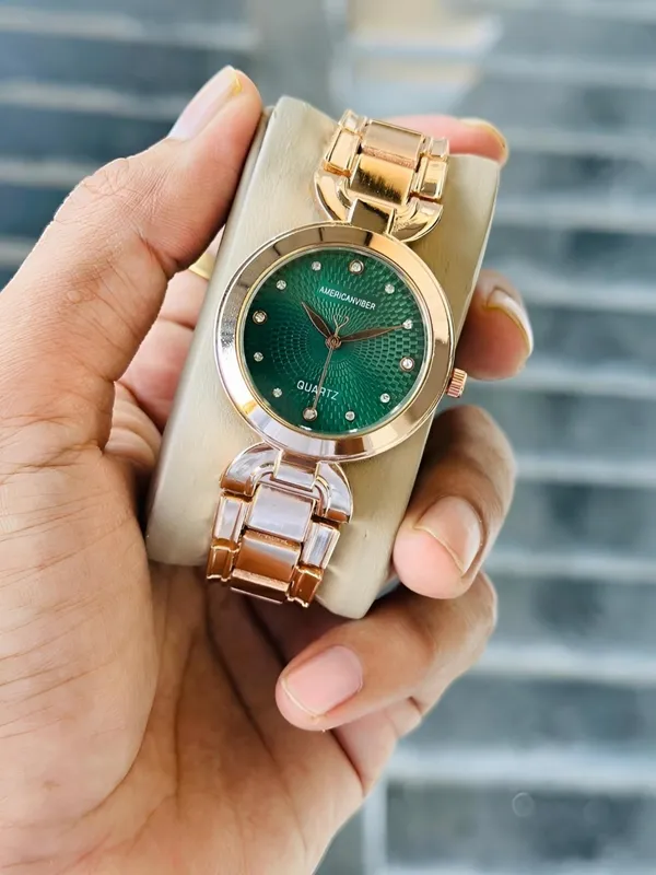 Rose_Gold_Stainless_Steel_Green_Dial_Quartz_Watch_for_Women