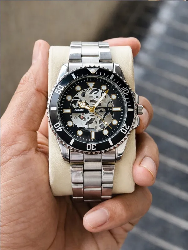 Silver_Metal_Skeleton_Dial_Analog_Watch_for_Men