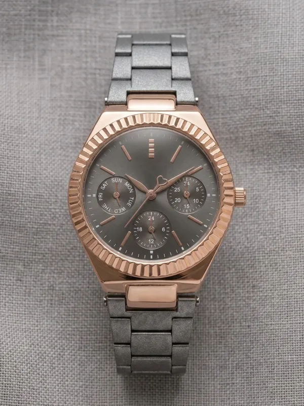 Rose_Gold_Metal_Analog_Watch_for_Adults