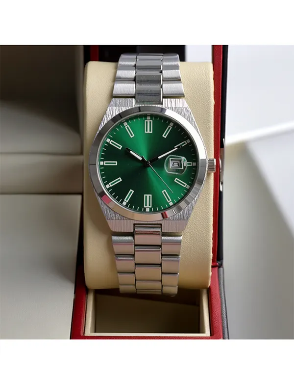 Silver_Metal_Bracelet_Analog_Watch_for_Men