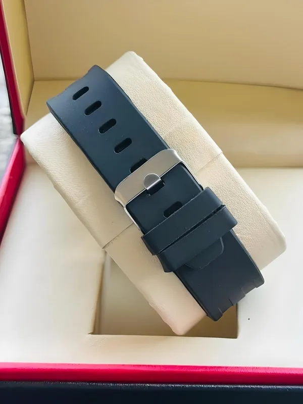 Light_Blue_Silicone_Embellished_Analog_Watch_for_Men
