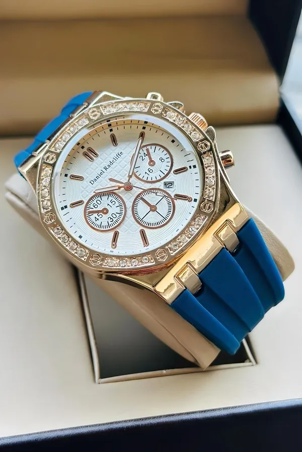 Blue_Silicone_Analog_Chronograph_Watch_for_Men