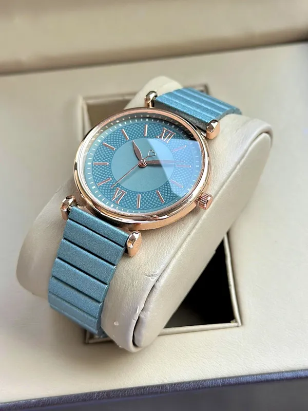 Blue_Metal_Analog_Watch_for_Women