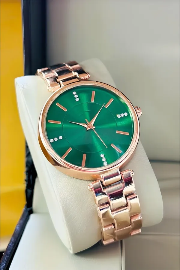 Rose_Gold_Metal_Analogue_Watch_for_Women