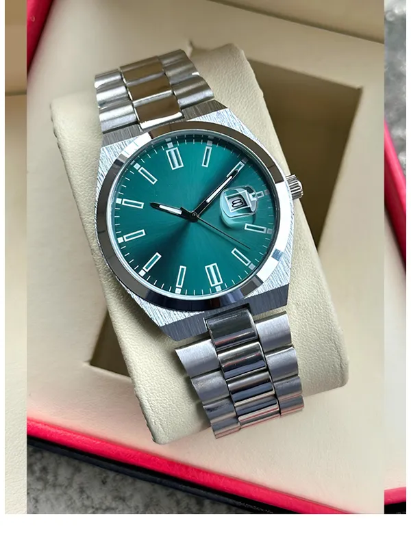Silver_Metal_Bracelet_Analog_Watch_for_Men