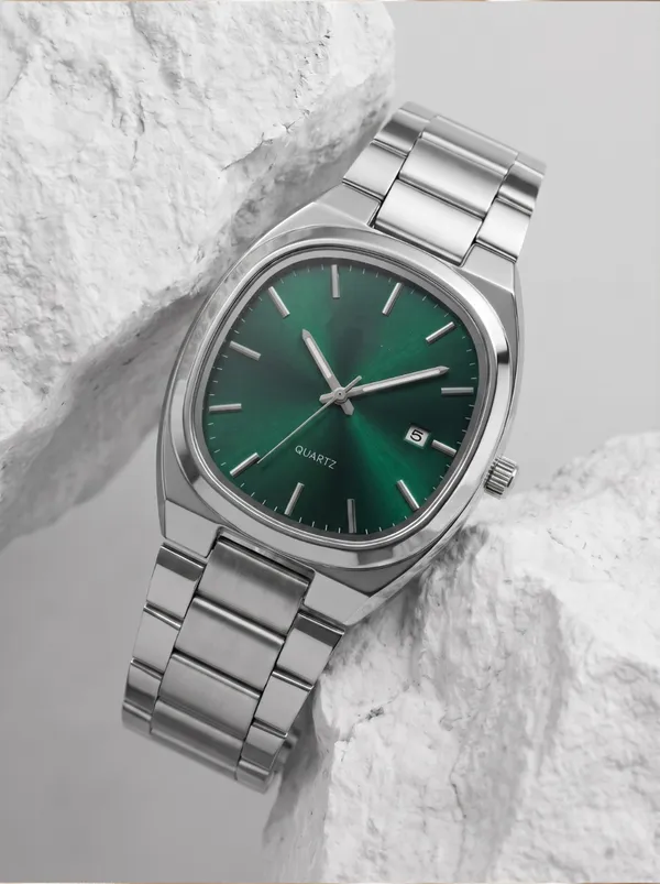 Silver_Metal_Analog_Watch_for_Men