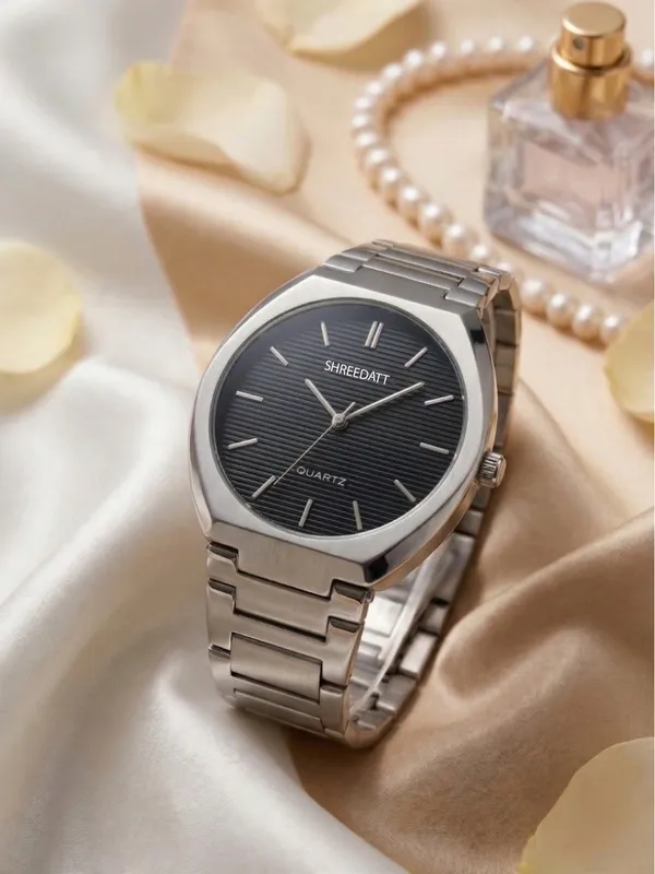 Silver_Metal_Analog_Watch_for_Men
