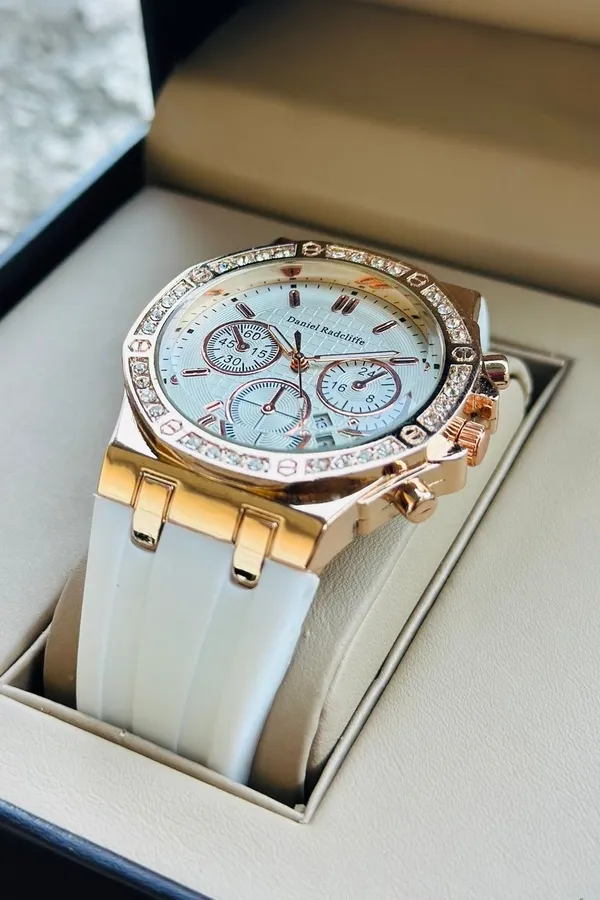 White_Silicone_Chronograph_Watch_for_Men