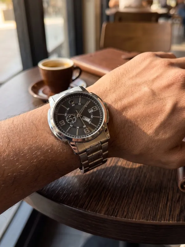 Silver_Metal_Bracelet_Analog_Watch_for_Men