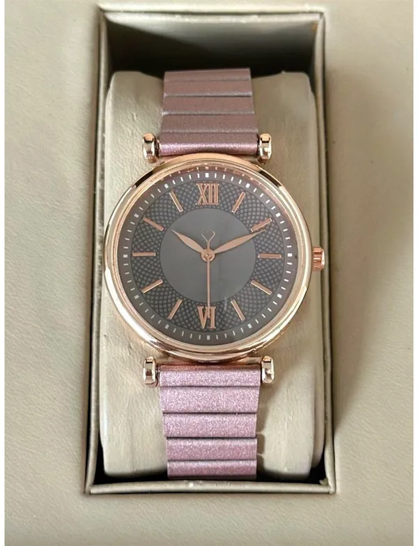 Pink_Metal_Analog_Watch_for_Women