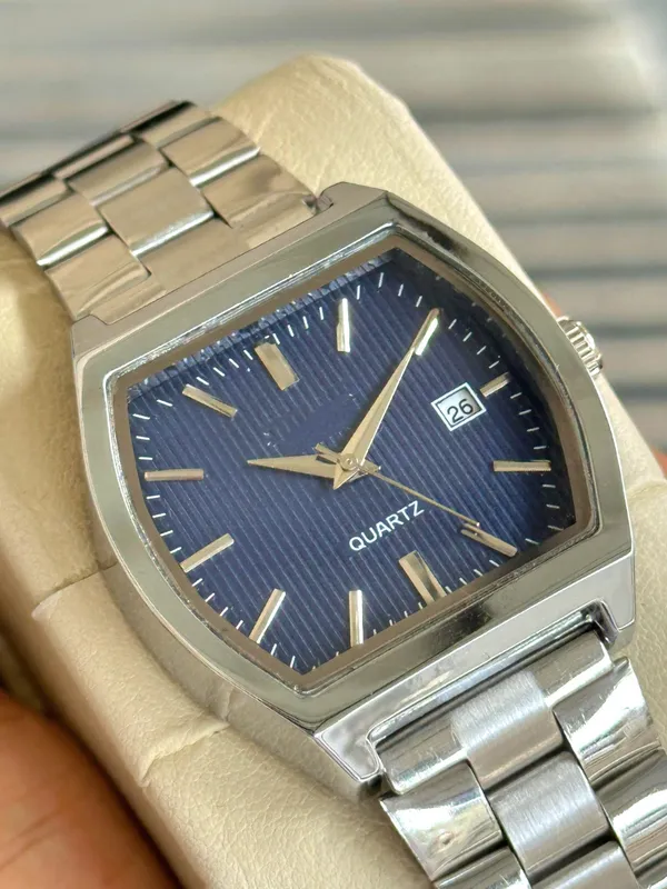 Silver_Tone_Rectangular_Quartz_Watch_for_Men