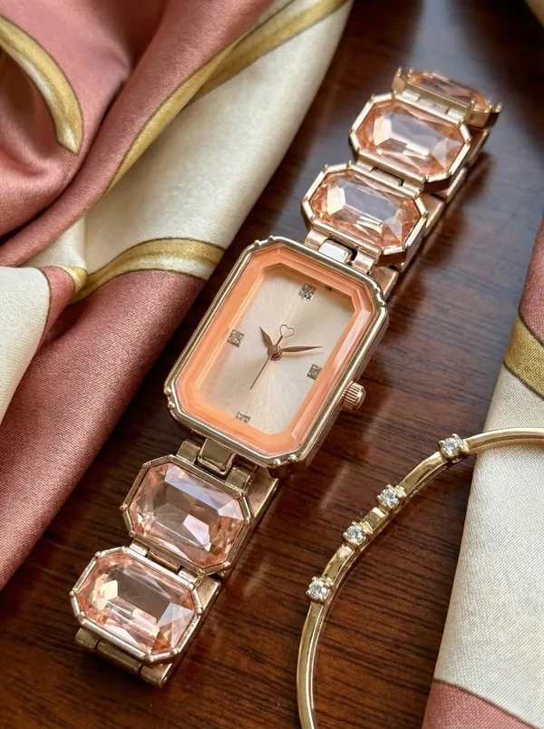 Rose_Gold_Rectangular_Link_Watch_for_Women