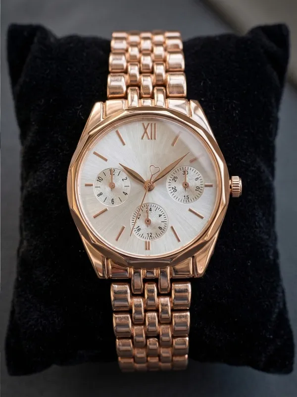Rose_Gold_Metal_Analog_Watch_for_Women