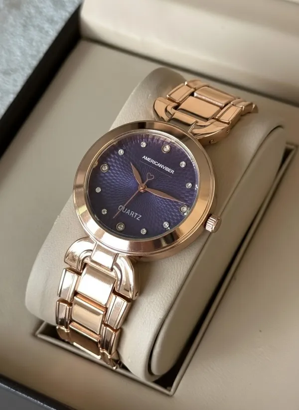 Rose_Gold_Metal_Bracelet_Quartz_Watch_for_Women