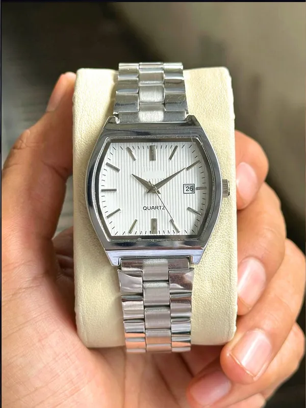 Silver_Metal_Analog_Watch_for_Men