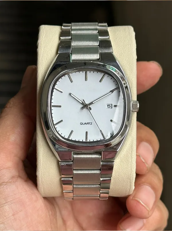 Silver_Metal_Analog_Watch_for_Men