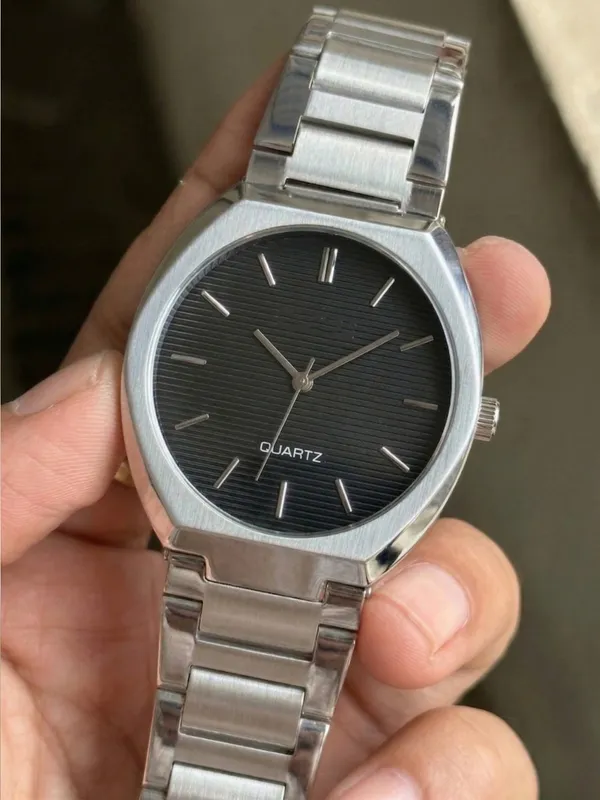 Silver_Metal_Analog_Watch_for_Men