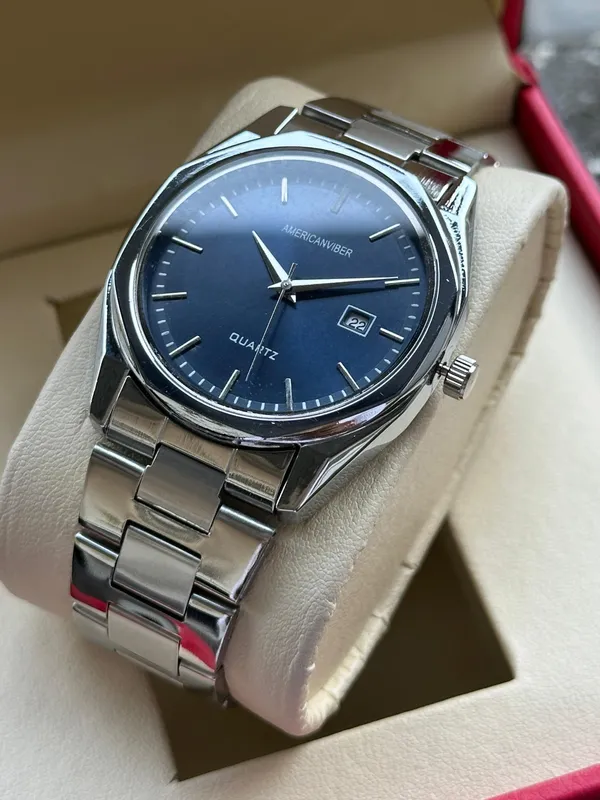 Silver_Metal_Analog_Watch_for_Men
