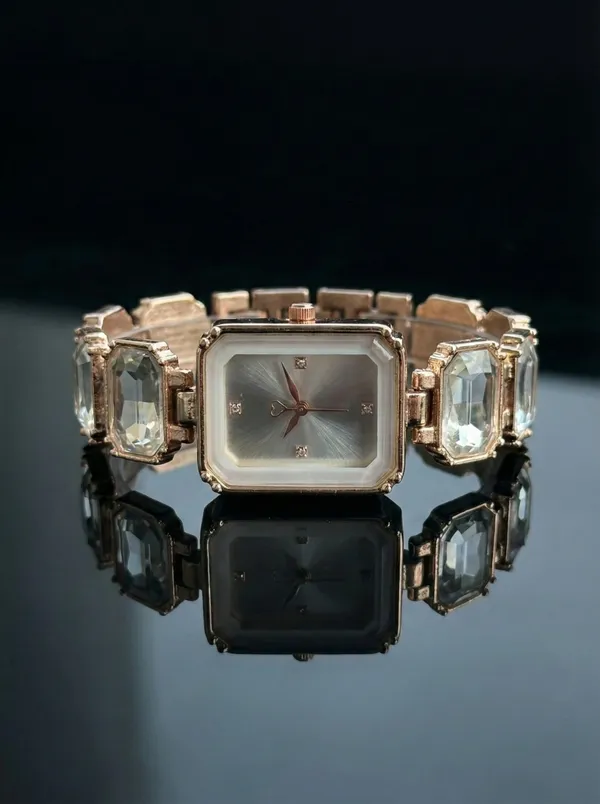 Rose_Gold_Rectangular_Bracelet_Watch_For_Women