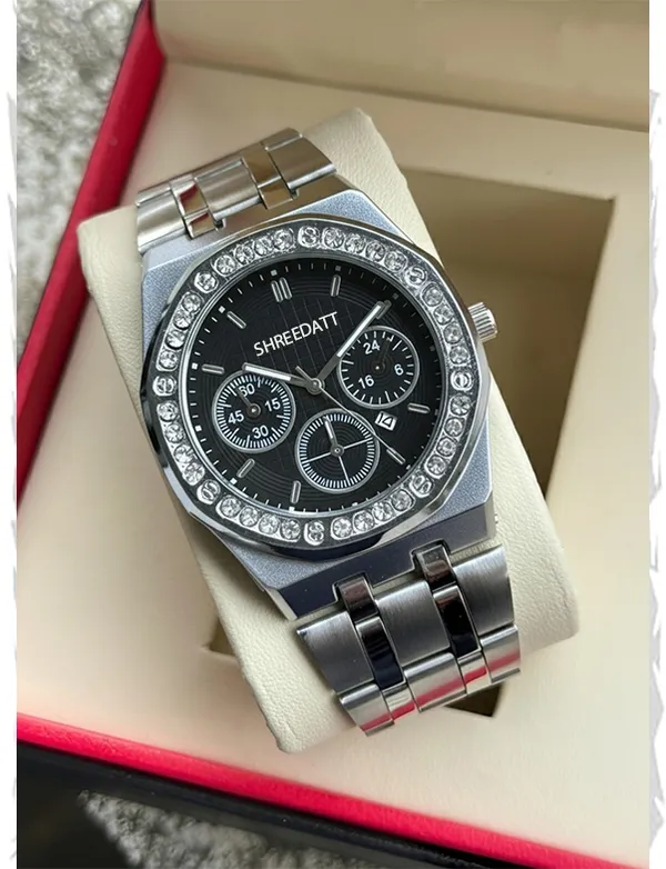 Silver_Metal_Chronograph_Watch_for_Men