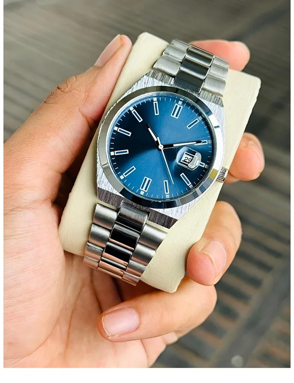 Silver_Metal_Analog_Watch_for_Men