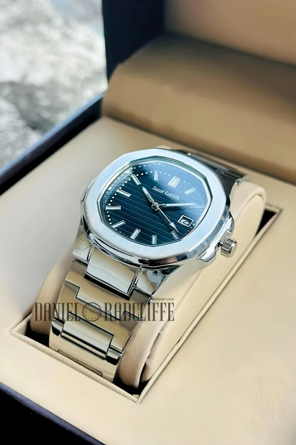 Silver_Metal_Analog_Watch_for_Men