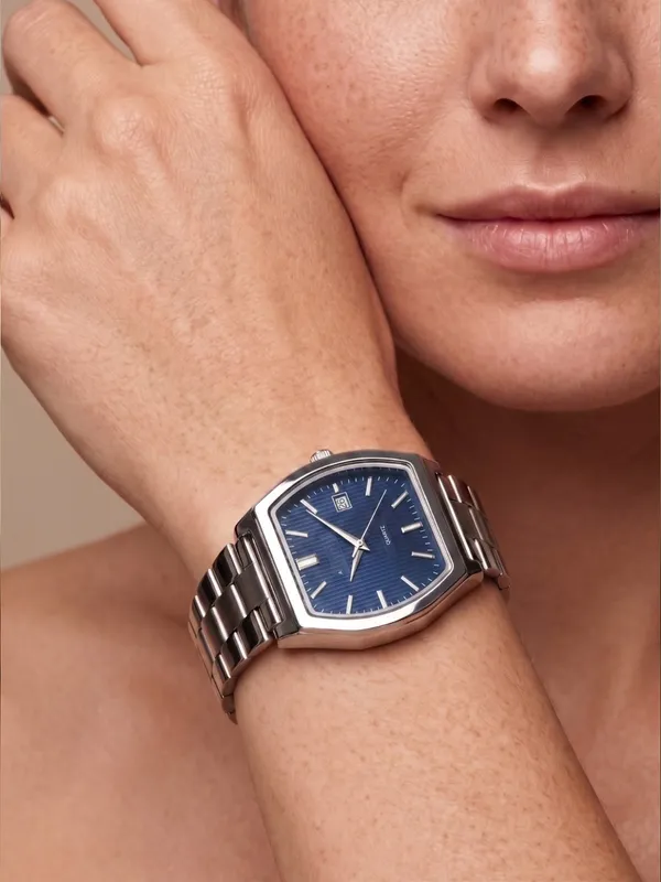 Silver_Tone_Rectangular_Quartz_Watch_for_Men