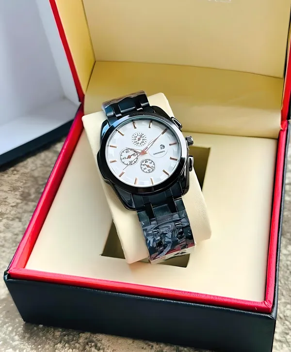 Black_Metal_Chronograph_Watch_for_Men