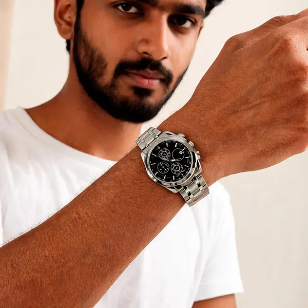 Silver_Stainless_Steel_Black_Dial_Chronograph_Watch_For_Men