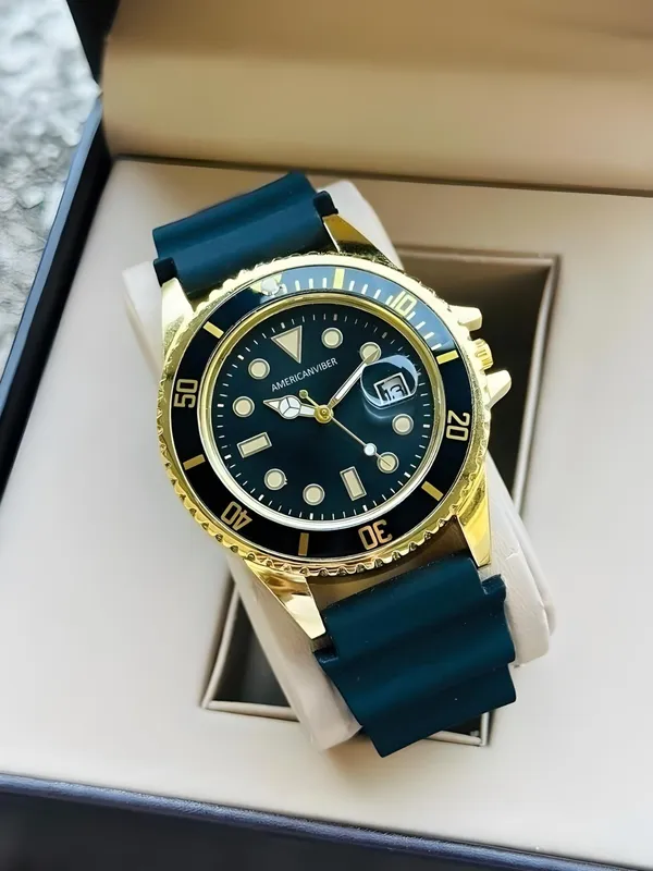 Gold_Silicone_Strap_Diver_Style_Watch_for_Men