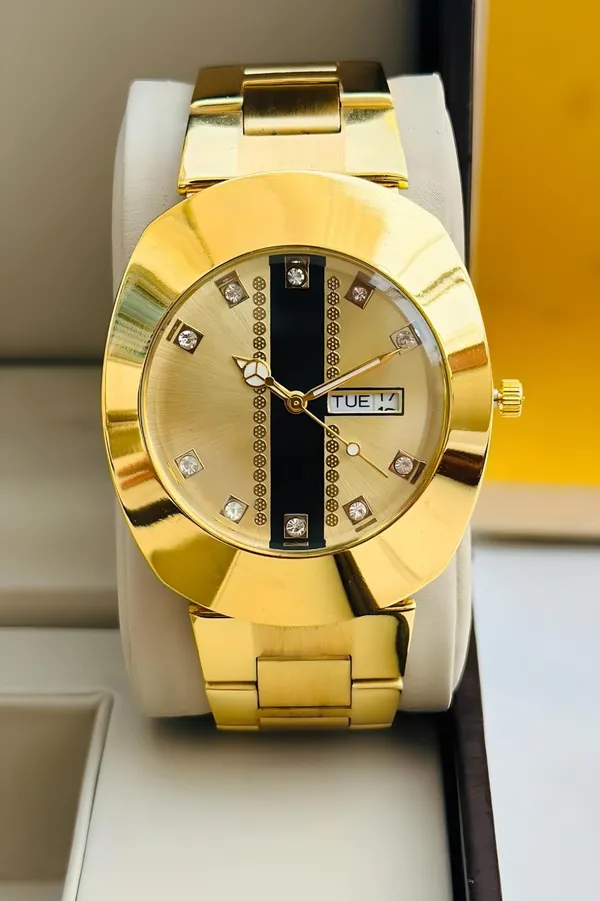 Gold_Tone_Metal_Analog_Watch_for_Men