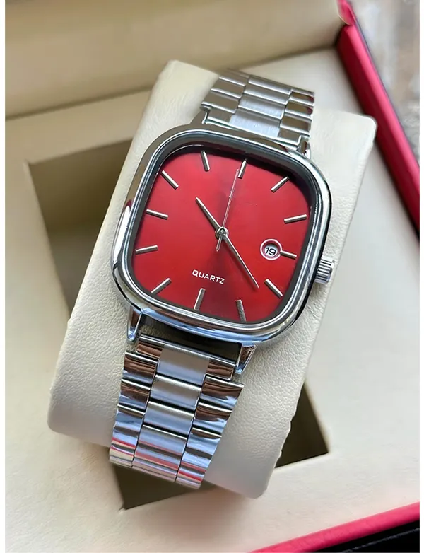 Red_Metal_Bracelet_Quartz_Watch