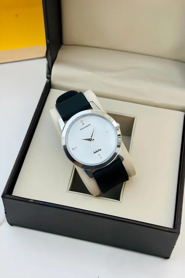 Black_Strap_Analogue_Watch_for_Men